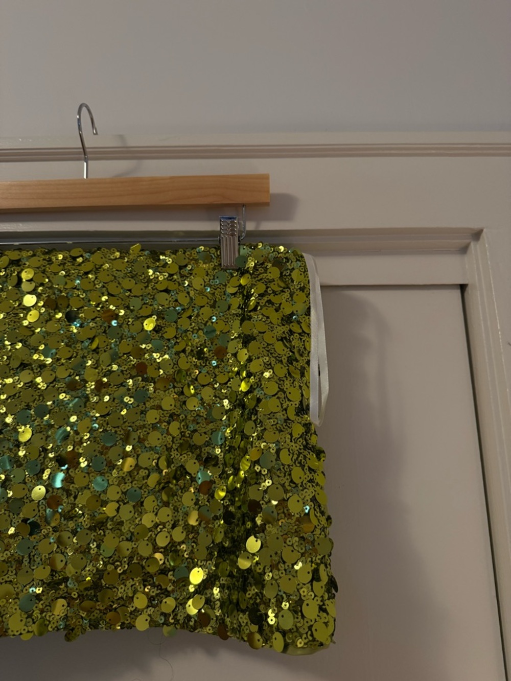superdown Green Sequin Mini Skirt - Picture 3 of 4